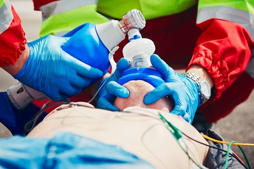 Provide advanced resuscitation and oxygen therapy